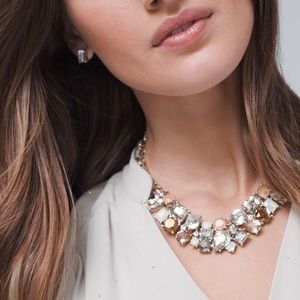 *NWOT* White House Black Market - Pink Stone Station Necklace in Sepia Rose